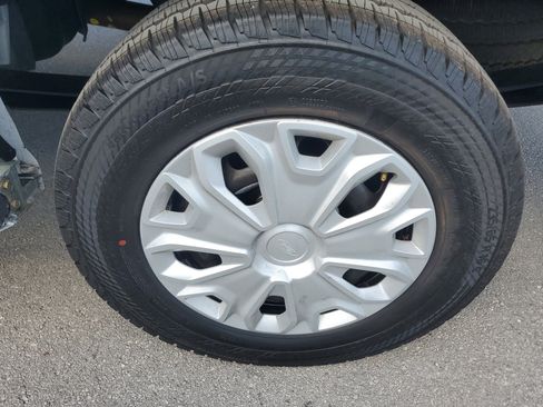 Used 2024 Ford Transit 250 w/ Exterior Upgrade Package image 29