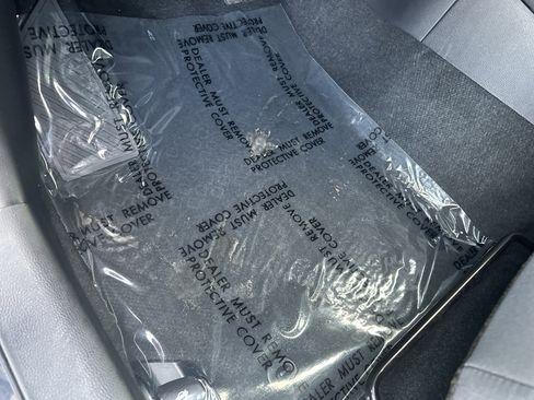 Used 2025 Toyota Corolla SE image 17