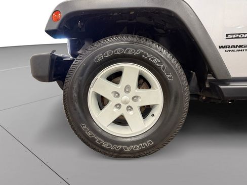 Used 2016 Jeep Wrangler Unlimited Sport w/ Quick Order Package 24S image 14