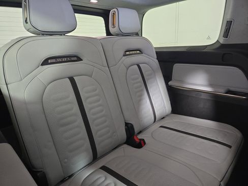 Used 2024 Rivian R1S Adventure AWD/4WD image 25