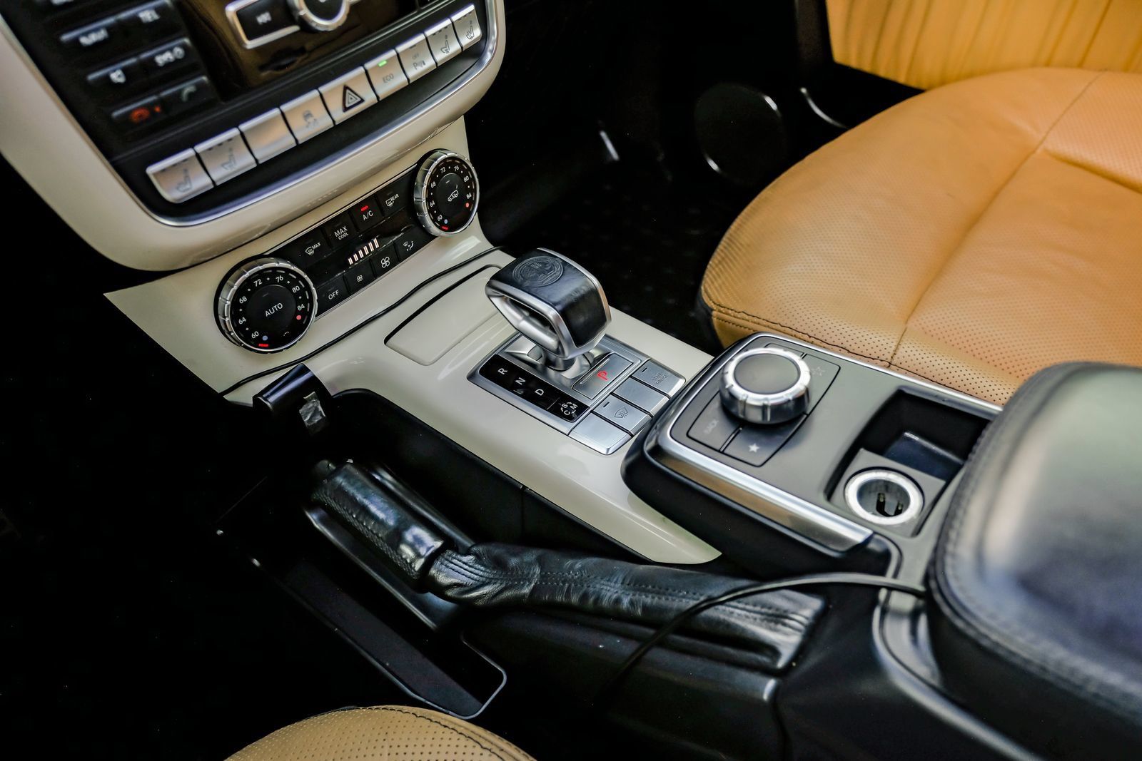Used 2013 Mercedes-Benz G 63 AMG 4MATIC image 24