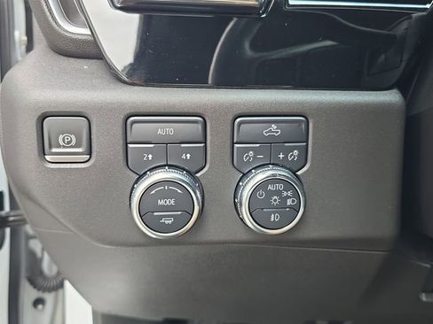 Certified 2023 GMC Sierra 1500 Elevation image 23