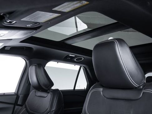 Used 2023 Ford Explorer ST w/ Equipment Group 401A image 18