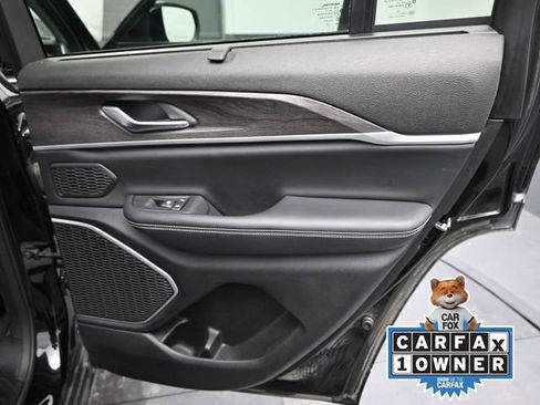 Used 2022 Jeep Grand Cherokee Limited 4xe w/ Luxury Tech Group II image 25