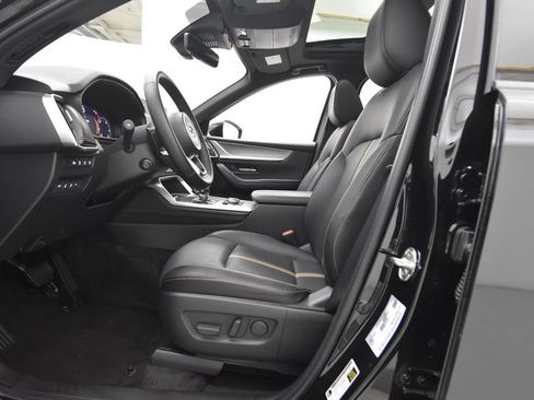 Certified 2026 MAZDA CX-70 3.3 Turbo S w/ Premium Package AWD/4WD image 33