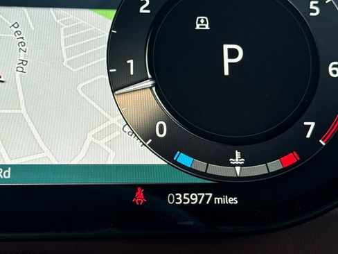 Used 2024 Land Rover Range Rover Sport Dynamic SE image 27