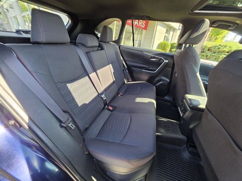 Used 2023 Toyota RAV4 SE w/ Weather & Moonroof Package AWD/4WD image 17
