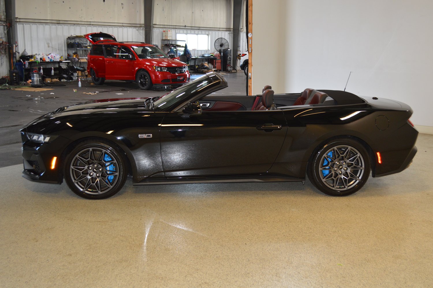 Used 2024 Ford Mustang GT Premium w/ GT Performance Package RWD image 6