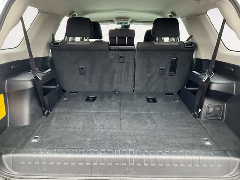 Used 2024 Toyota 4Runner SR5 image 29