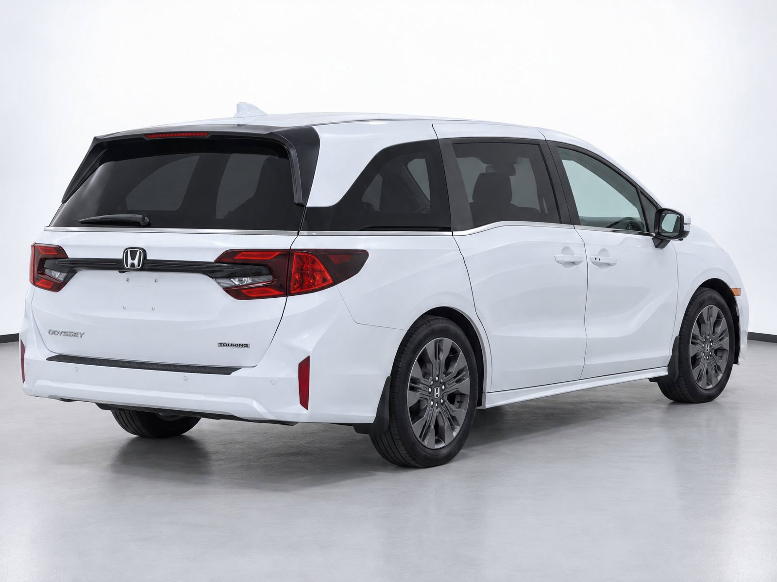 Used 2025 Honda Odyssey Touring image 9