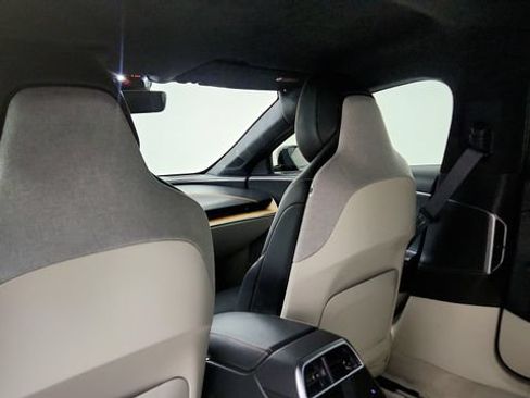 Used 2024 Lucid Air Touring AWD/4WD image 43