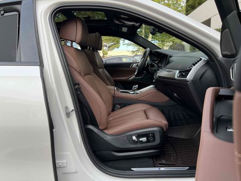 Used 2021 BMW X6 xDrive40i w/ Executive Package AWD/4WD image 33