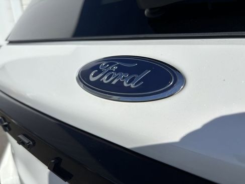 Used 2025 Ford Explorer ST-Line AWD/4WD image 10