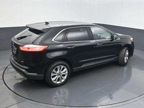Used 2024 Ford Edge Titanium image 41