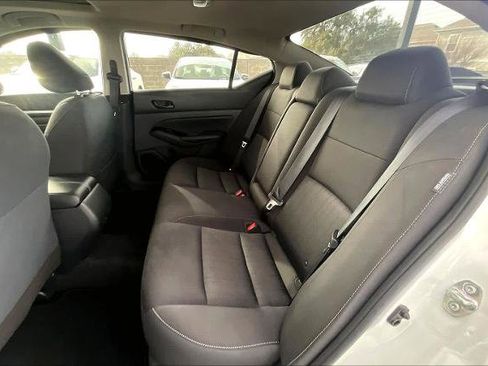 Certified 2023 Nissan Altima 2.5 SV w/ SV Premium Package image 18