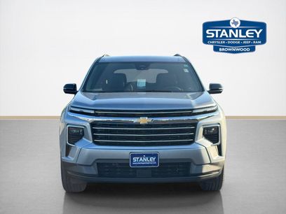 Used 2024 Chevrolet Traverse LT