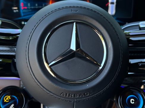 Used 2024 Mercedes-Benz GLS 63 AMG 4MATIC image 35