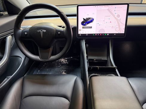 Used 2018 Tesla Model 3 Long Range RWD image 38