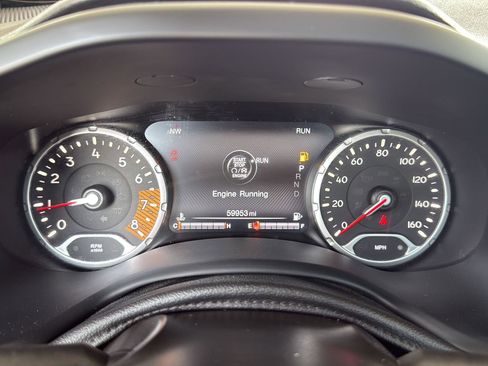 Used 2019 Jeep Renegade Trailhawk image 22