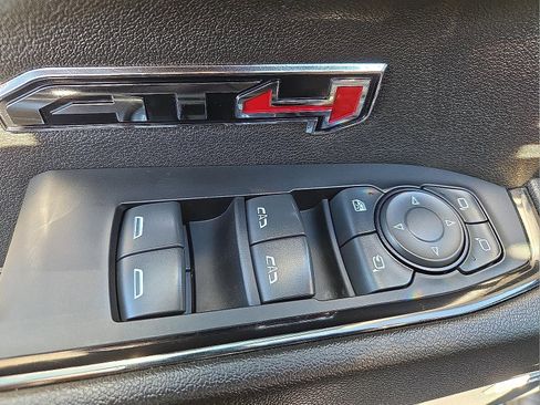 Used 2023 GMC Sierra 1500 AT4 w/ Technology Package AWD/4WD image 15
