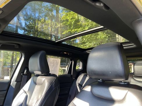 Certified 2023 Jeep Compass Altitude w/ Sun and Sound Group image 17