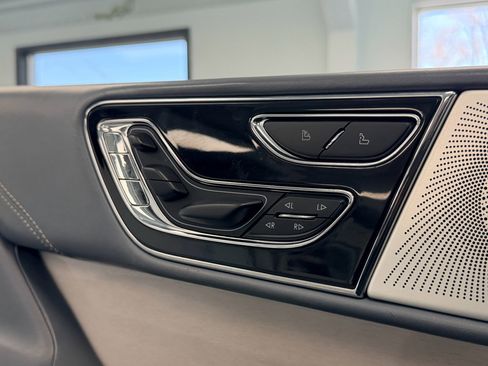Used 2023 Lincoln Navigator L Black Label image 20