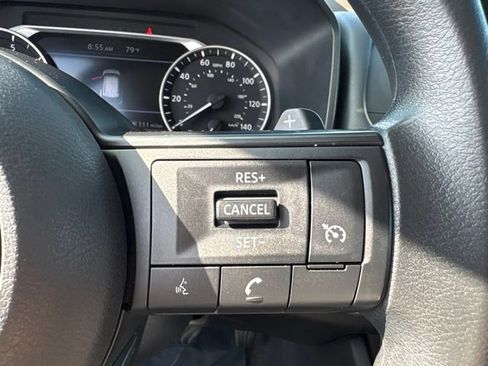 Used 2023 Nissan Rogue S AWD/4WD image 17