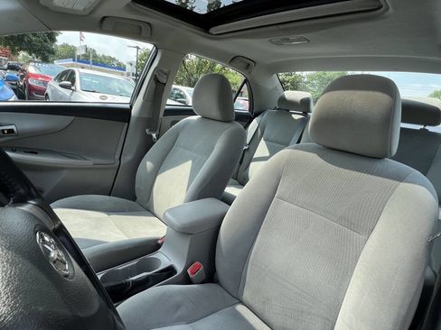 Used 2013 Toyota Corolla LE Special Edition image 13