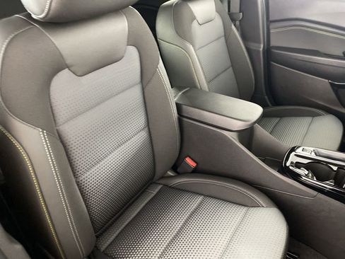 New 2026 Chevrolet Trax LT w/ Driver Confidence Package image 25