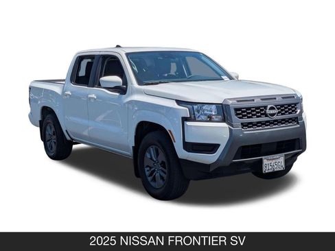 Certified 2025 Nissan Frontier SV RWD image 23