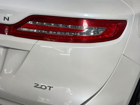 Used 2017 Lincoln MKC Select w/ Select Plus Package FWD image 34