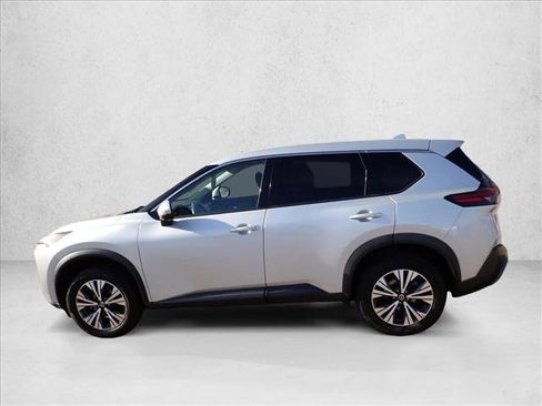 Used 2021 Nissan Rogue SV AWD/4WD image 2