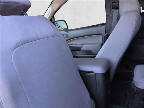 Used 2016 Chevrolet Colorado W/T image 16