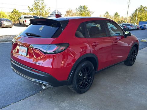 New 2026 Honda HR-V Sport image 5