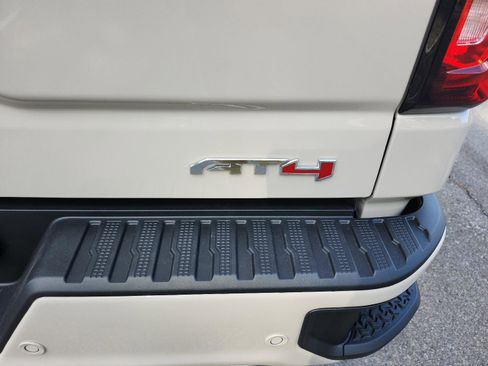 New 2026 GMC Sierra 1500 AT4 w/ AT4 Premium Package image 4