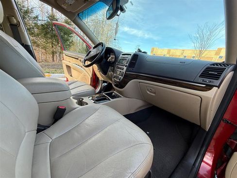 Used 2012 Hyundai Santa Fe Limited AWD/4WD image 20