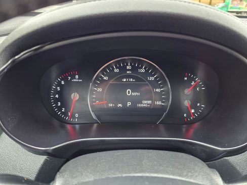 Used 2019 Kia Sorento EX image 26