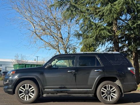 Used 2023 Toyota 4Runner Limited image 2