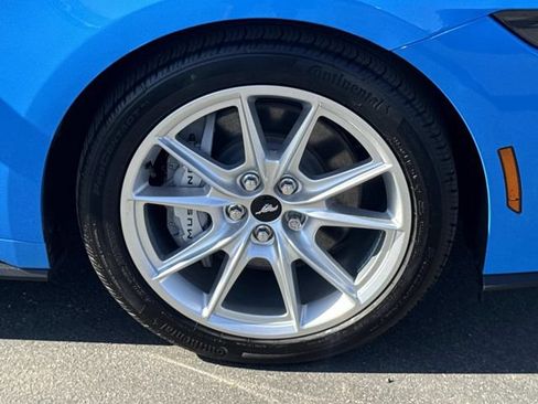 Used 2025 Ford Mustang GT RWD image 38
