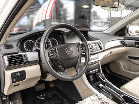 Used 2014 Honda Accord LX image 18