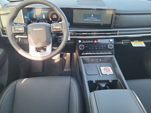 Certified 2025 Hyundai Santa Fe XRT AWD/4WD image 17