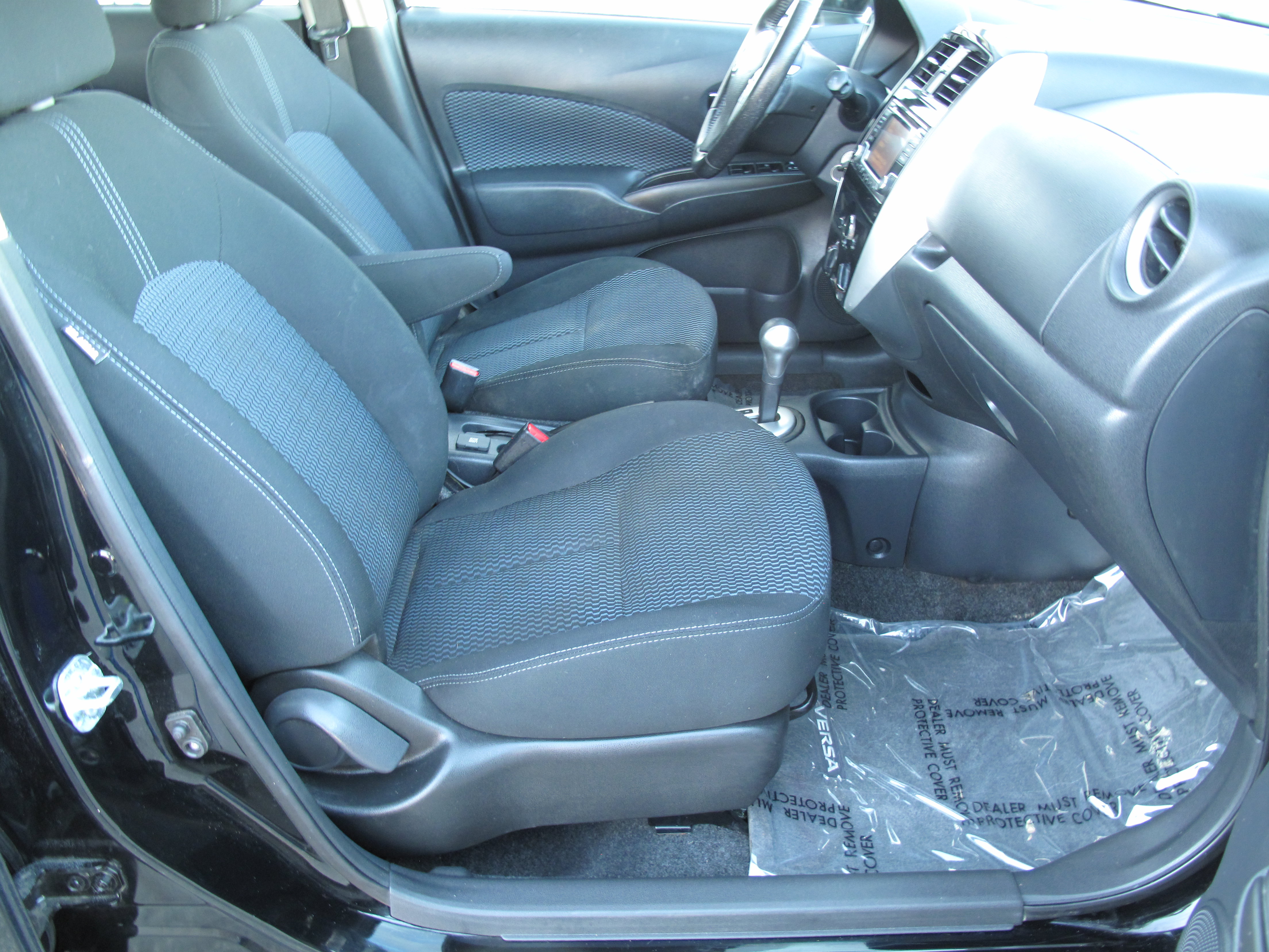 Used 2015 Nissan Versa Note SV w/ SV Convenience Package FWD image 13
