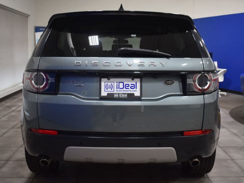 Used 2018 Land Rover Discovery Sport HSE image 3