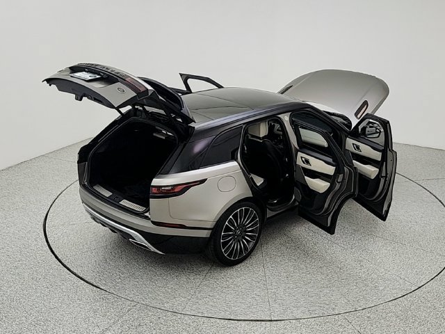 Used 2018 Land Rover Range Rover Velar AWD/4WD image 37