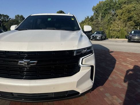 Used 2024 Chevrolet Suburban RST w/ Luxury Package AWD/4WD image 23