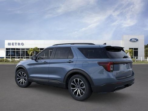 New 2026 Ford Explorer ST-Line image 4