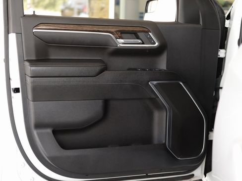 Used 2023 GMC Sierra 1500 Elevation image 23