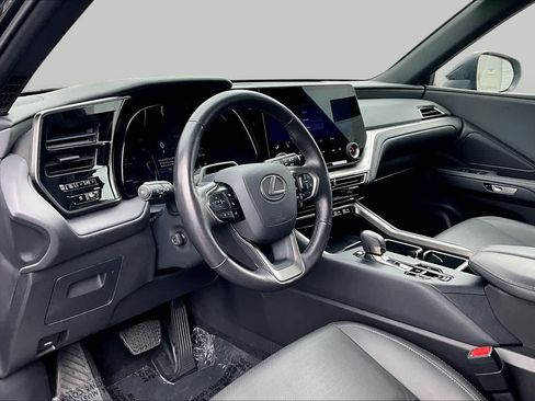 Used 2025 Lexus TX 350 FWD w/ Convenience Package image 18