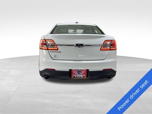 Used 2015 Ford Taurus SE image 5