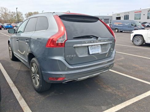 Used 2016 Volvo XC60 T6 w/ Proximity Package AWD/4WD image 4